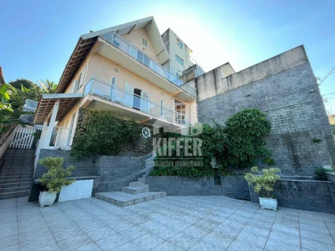 Casa com 4 dormitórios à venda, 250 m² por R$ 1.190.000,00 - Itaipu - Niterói/RJ