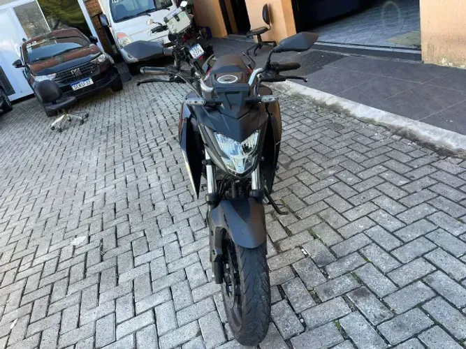 HONDA TWISTER CB300F 2023