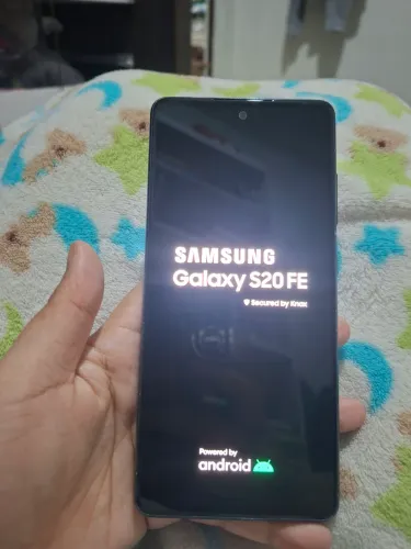 Celular s20fe