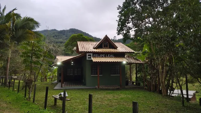 Fazenda / Sítio / Chácara em Egito - Antônio Carlos