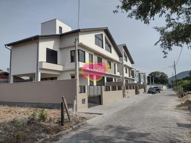 Casa à venda no bairro Rio Tavares em Florianópolis/SC