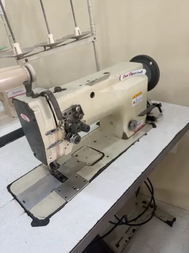 Máquina 2 agulha toda revisada 3 meses garantia