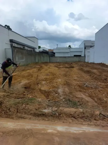Lote Plano e Limpo para Venda