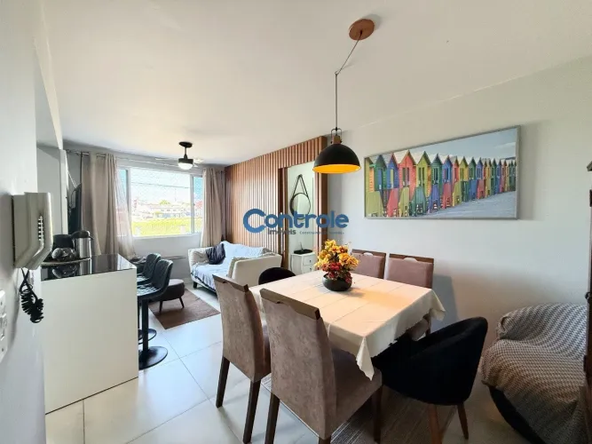 Apartamento com 02 dormitórios, Ipiranga - São José/SC