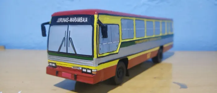 Miniatura Ônibus Caio Vitória ( Resina )... 1/43 ( 25 cm )