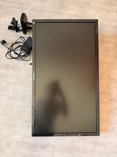 Monitor Samsung 28 polegadas