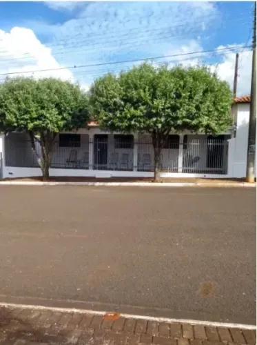 RARIDADE NO INTERIOR DE SP! Casa à venda em Boa Vista dos Andradas Álvares Florence/SP