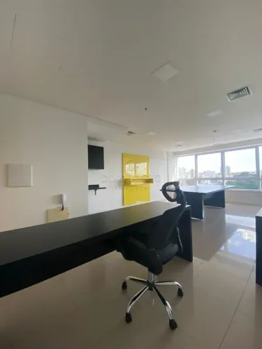 Sala Comercial Mobiliada | 40,68m² | 1 Vaga Rotativa | Infraestrutura Completa