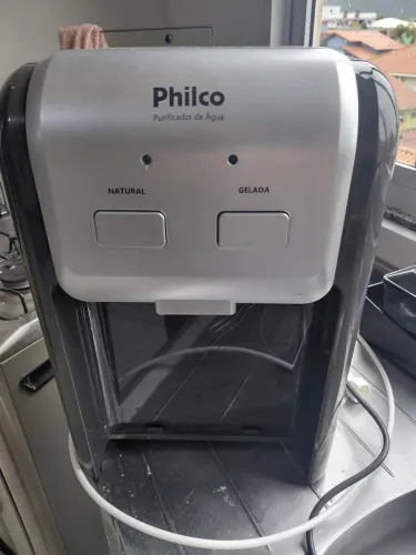 Filtro de.agua philco novo, pouco.usado, água gelada e natural
