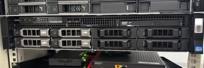 Servidor Dell PowerEdge R520 Intel Xeon 64GB