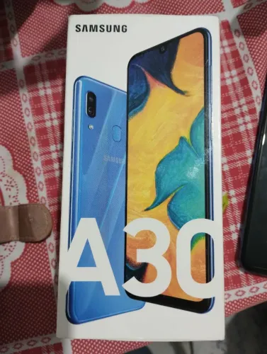 Celular A30