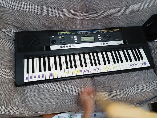 Teclado yamaha