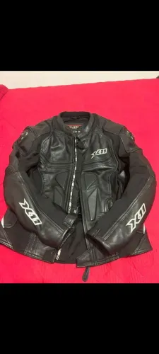 Macacao de moto couro x11 2 peças tam 54