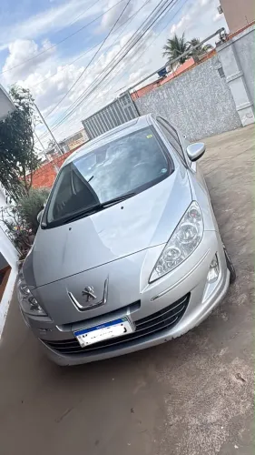 Peugeot 408 Sedan Feline 2.0 Flex 16V 4P Aut. 2011