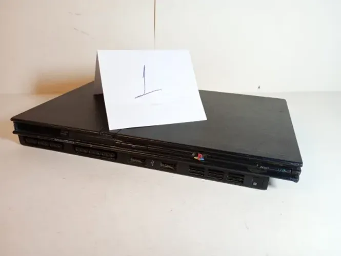 PS2 Slim Sucata SCPH-70012 Para Peças / Conserto (Não Testado / Com Lente)