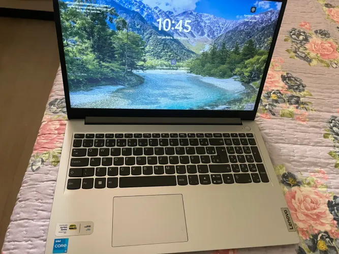 Notebook Lenovo i5