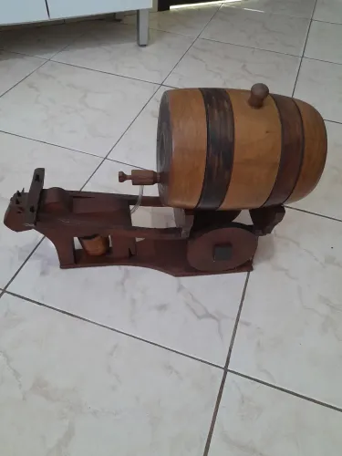 Carroça boi com barril 3 litros
