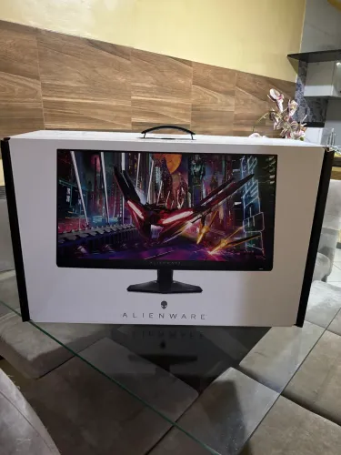 Monitor Alienware QHD 180Hz de 27 Polegadas