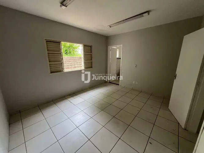 Sala Comercial para aluguel, 1 vaga, Centro - Rio das Pedras/SP