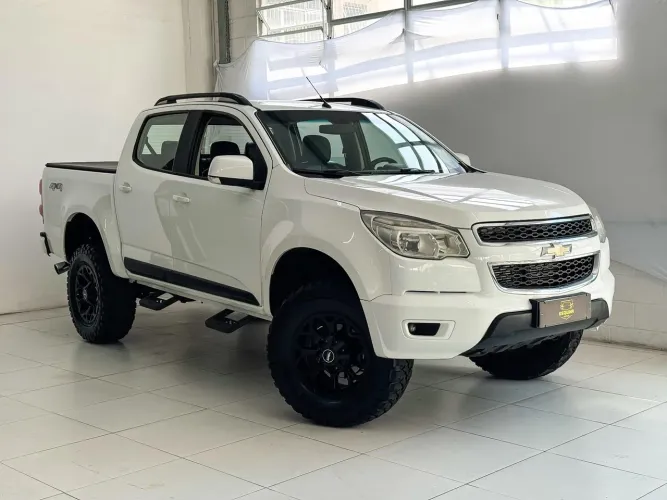 Chevrolet S10 Pick-up LT 2.8 TDI 4X4 CD Diesel 2015