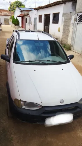 Fiat Strada Working 1.5 MPI 8V CE (álcool) 2001