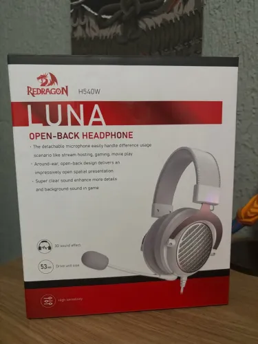Headset Redragon Luna Na Caixa Completo