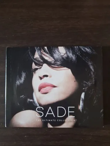 CD duplo mais DVD Sade The ultimate collection