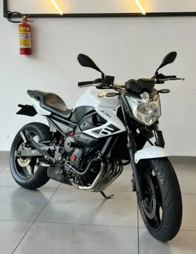 XJ6 N 2012 - IMPECAVEL!
