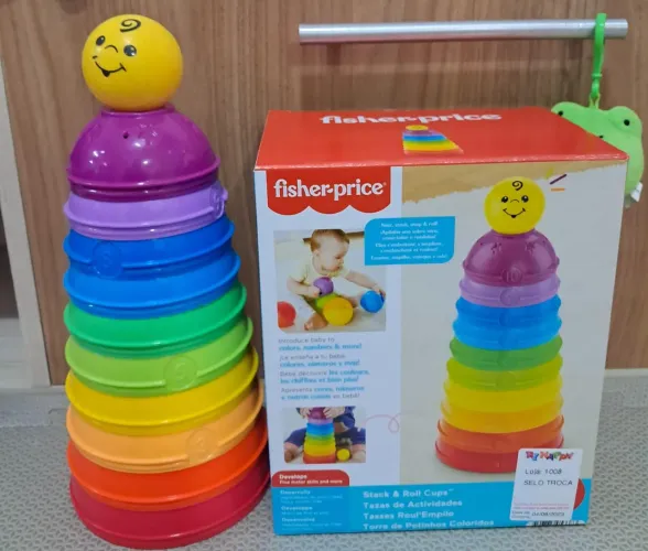 Torre de empilhar - fisherprice