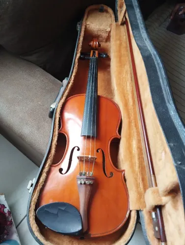 Violino pra vender ,com bom estado de uso