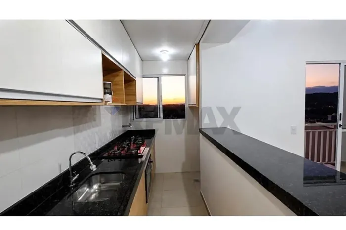 "Locação: Apartamento com 2 dormitorios e sacada em Atibaia, SP"