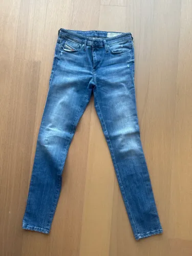 Calça Jeans Diesel Skinzee Nova