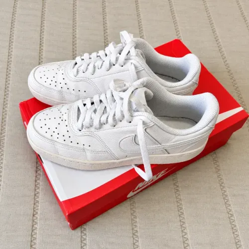 tênis nike branco