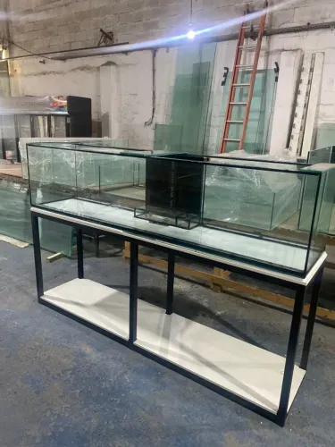 AQUÁRIO COMPLETO 200x50x50 Vidro 10mm Base em alumínio soldado inox (200x50x90)