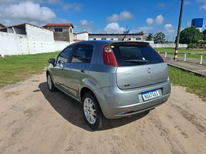 Fiat Punto Essence Dualogic 1.6 Flex 16V 5P 2012