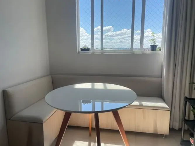 Mesa de jantar redonda