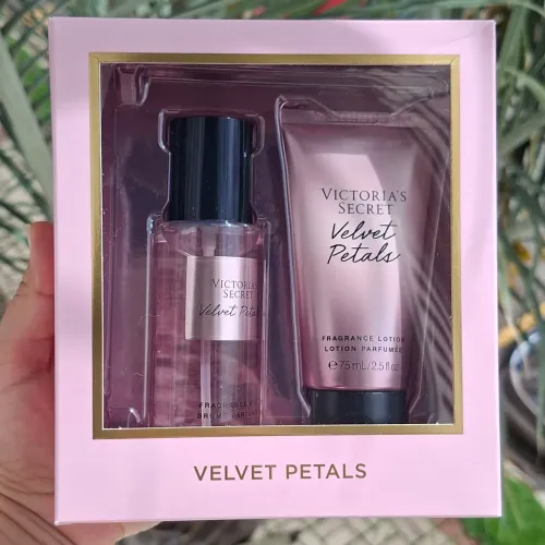 Kit Victoria's Secret Body Splash 75ml e Creme Hidratante 75ml Velvet Petals