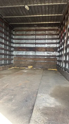 Vendo bau 4x2 por 2 de altura