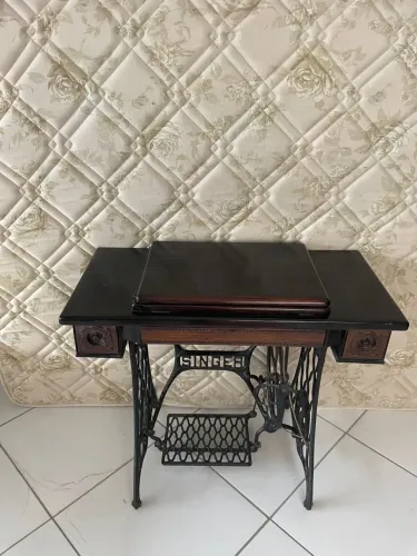 Máquina de costura Singer