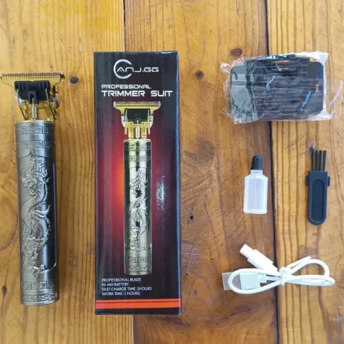 Máquina de Cortar Cabelo e Barba