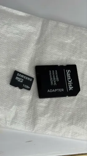 Cartão de Memória MicroSD Samsung 1GB + Adaptador SD SanDisk