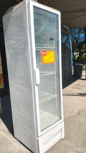 Expositora Slim Metal Frio com luz de led toda original é aqui no Empório Eletros Refriger