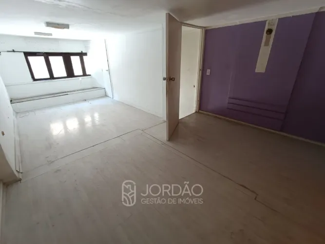 Sala Comercial Térrea para locação em Niterói - RJ