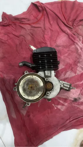 Motor 80cc pra vender ligeiro, tenho outras peças aq tbm
