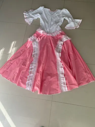 VESTIDO DE PRENDA GAÚCHA