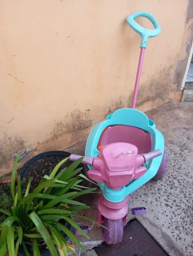 Triciclo infantil