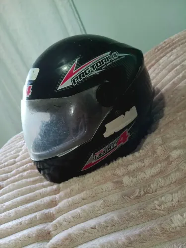 Capacete
