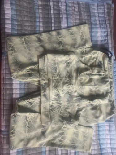 Vendo conjunto de academia por 130 reais tamanho gg telefone para contato * 