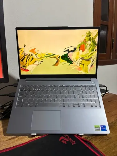 Notebook Gamer Lenovo LOQ-e i7-12650HX RTX 4050 16GB 512GB SSD - Seminovo, Garantia e NF