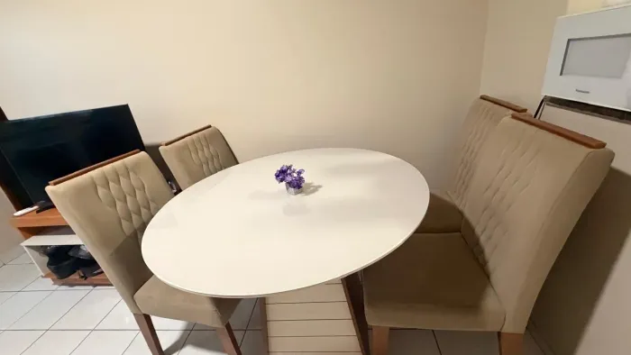 Mesa de Jantar 5 peças